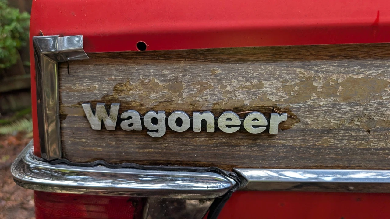 1977 Jeep SJ Wagoneer - Image 25 of 31