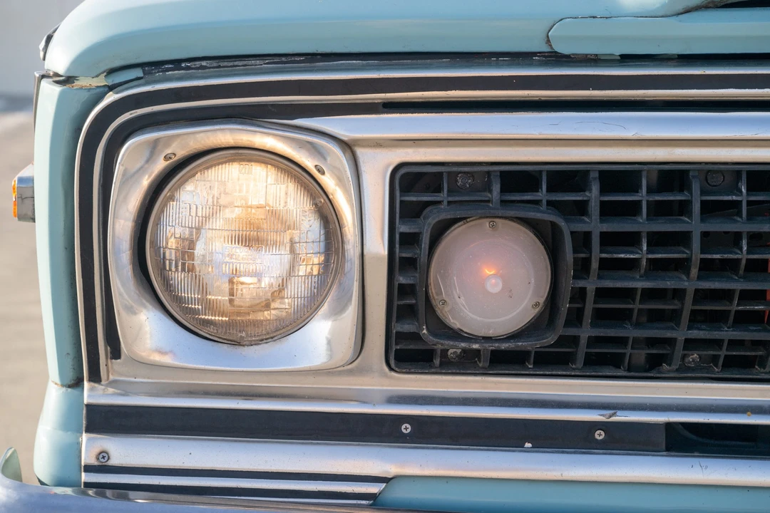1977 Jeep SJ Wagoneer - Image 11 of 31