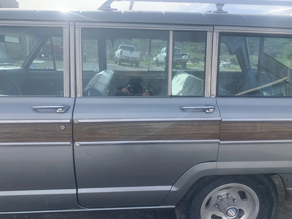 1977 Jeep SJ Wagoneer - Image 24 of 31