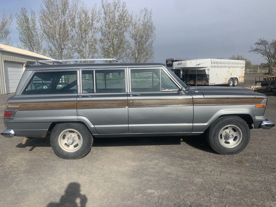 1977 Jeep SJ Wagoneer - Image 11 of 31