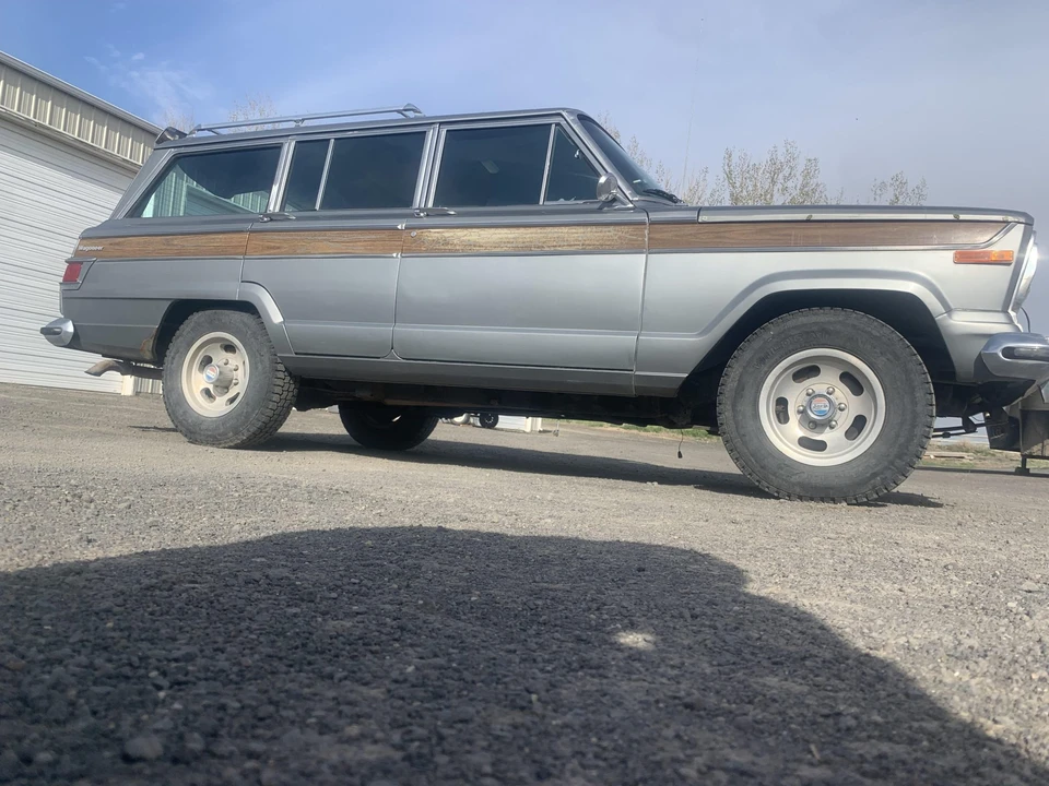 1977 Jeep SJ Wagoneer - Image 12 of 31