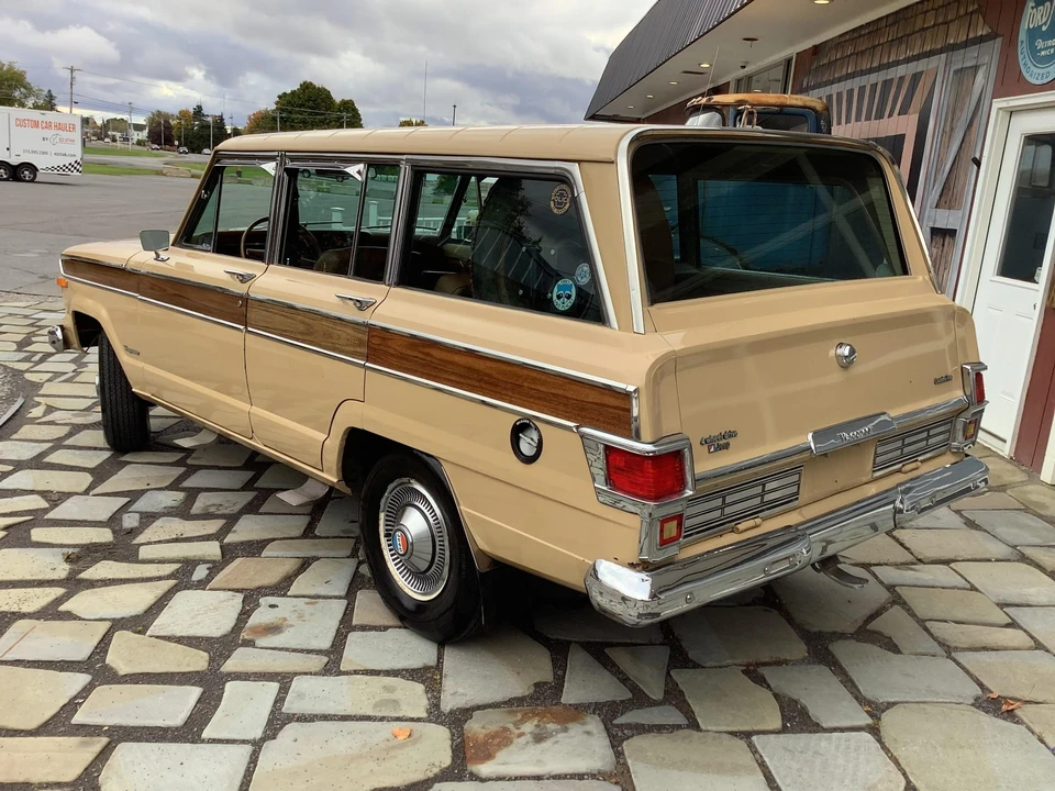 1977 Jeep SJ Wagoneer - Image 7 of 31