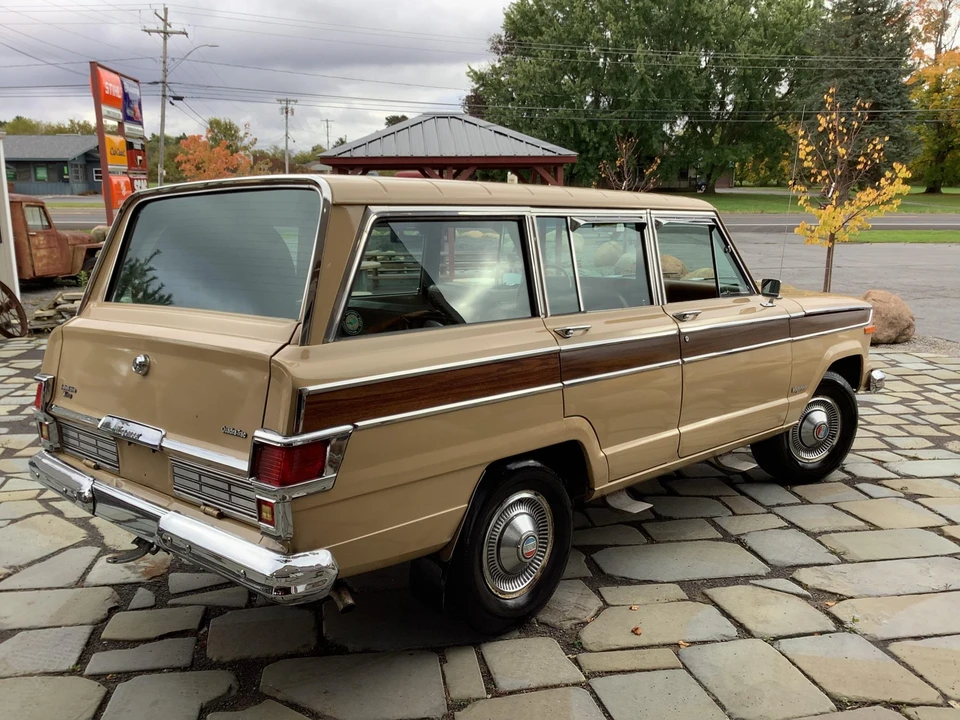 1977 Jeep SJ Wagoneer - Image 11 of 31