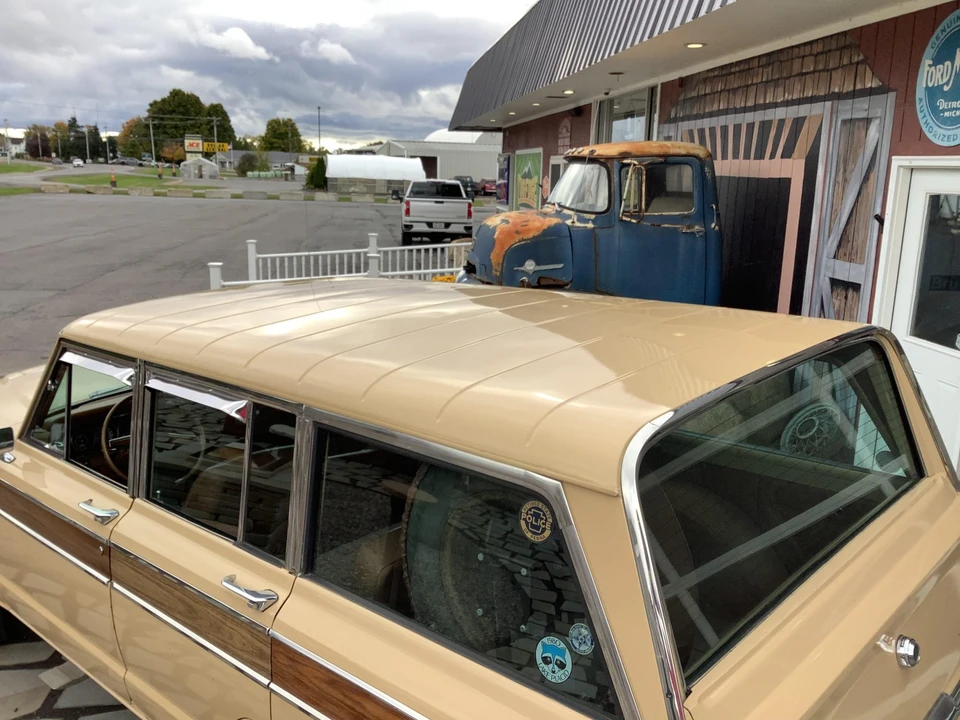 1977 Jeep SJ Wagoneer - Image 20 of 31