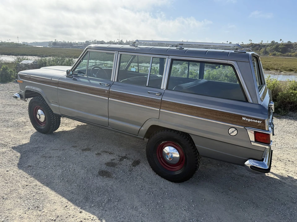 1977 Jeep SJ Wagoneer - Image 19 of 31
