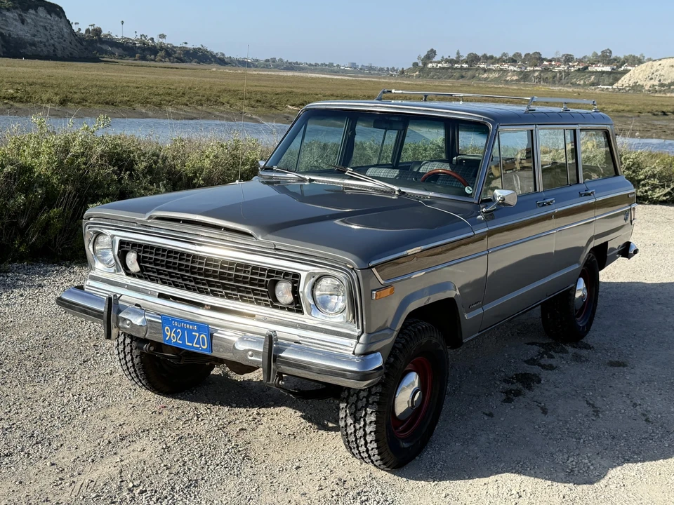1977 Jeep SJ Wagoneer - Image 15 of 31