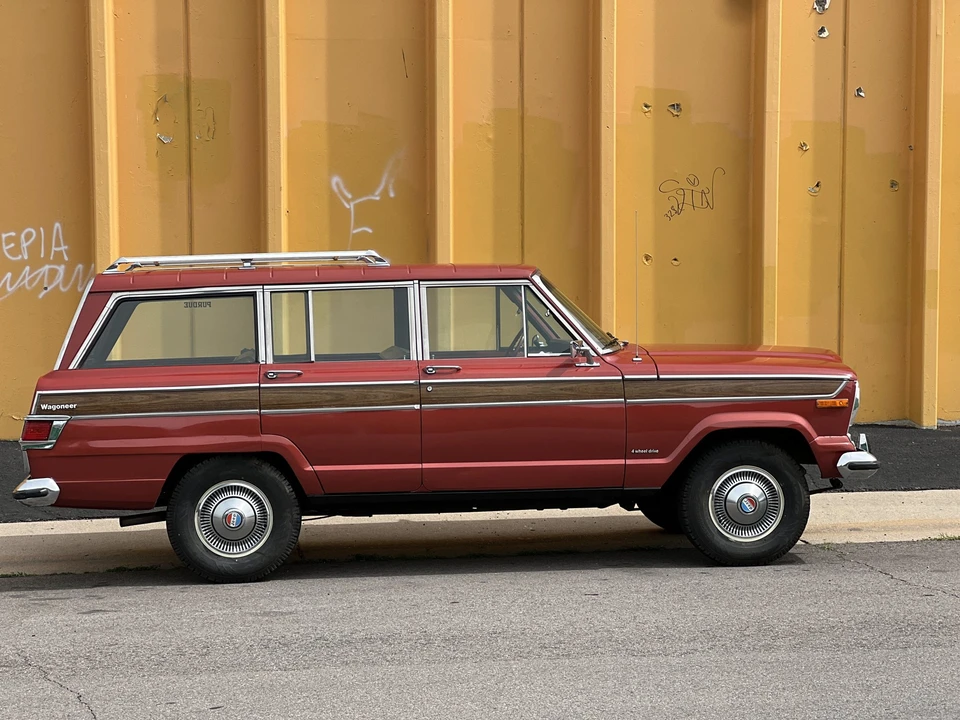1977 Jeep SJ Wagoneer - Image 14 of 31