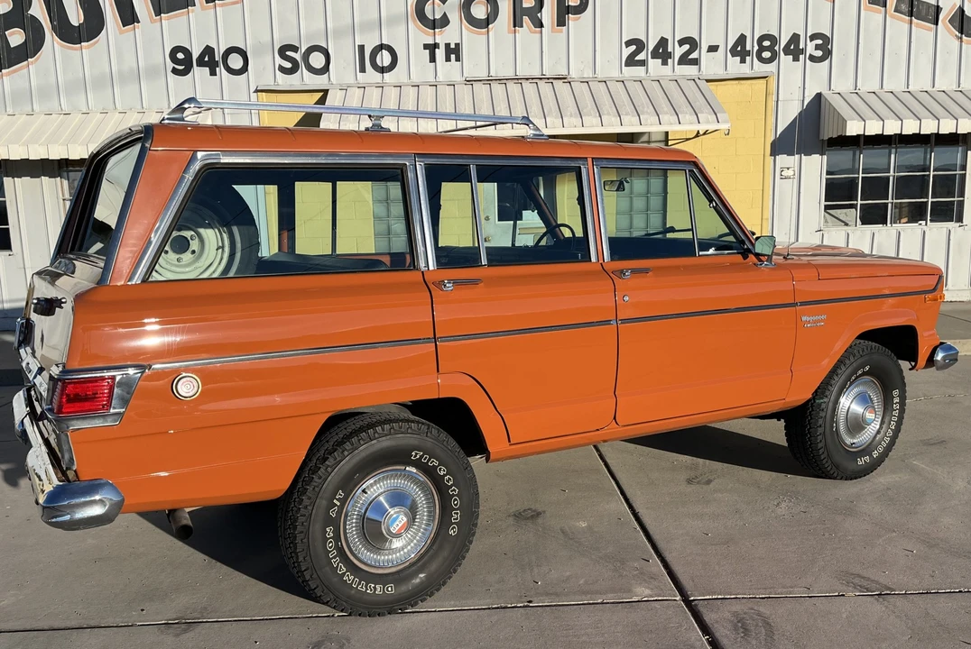 1977 Jeep SJ Wagoneer - Image 7 of 31