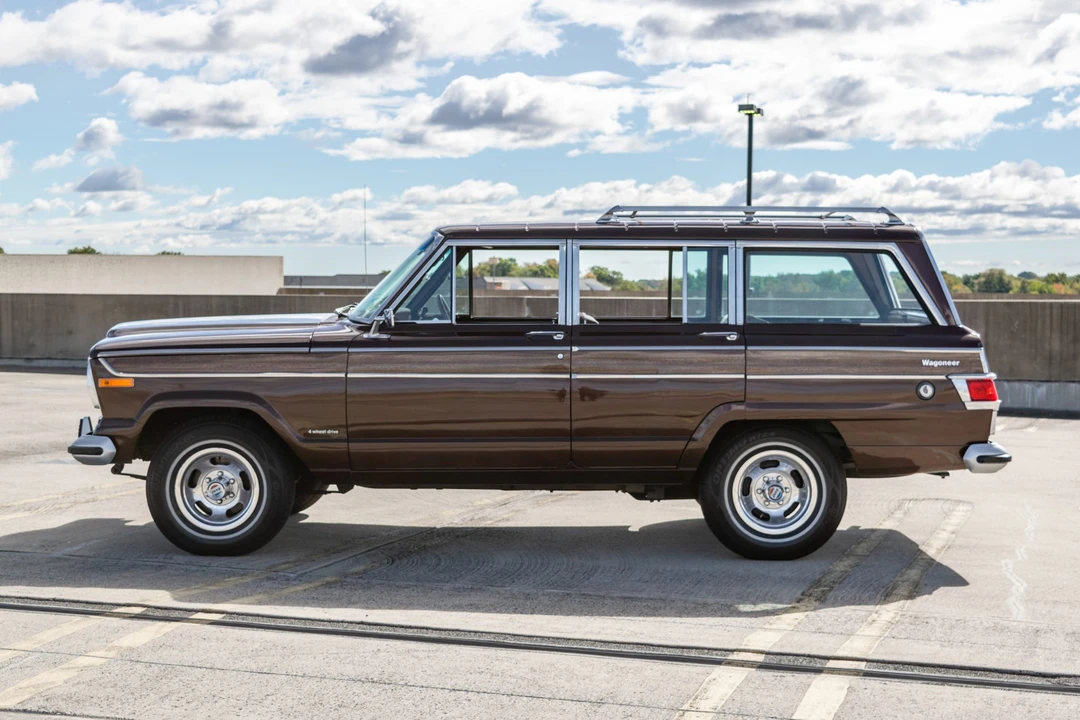 1977 Jeep SJ Wagoneer - Image 2 of 31