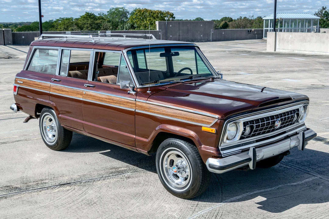 1977 Jeep SJ Wagoneer - Image 9 of 31