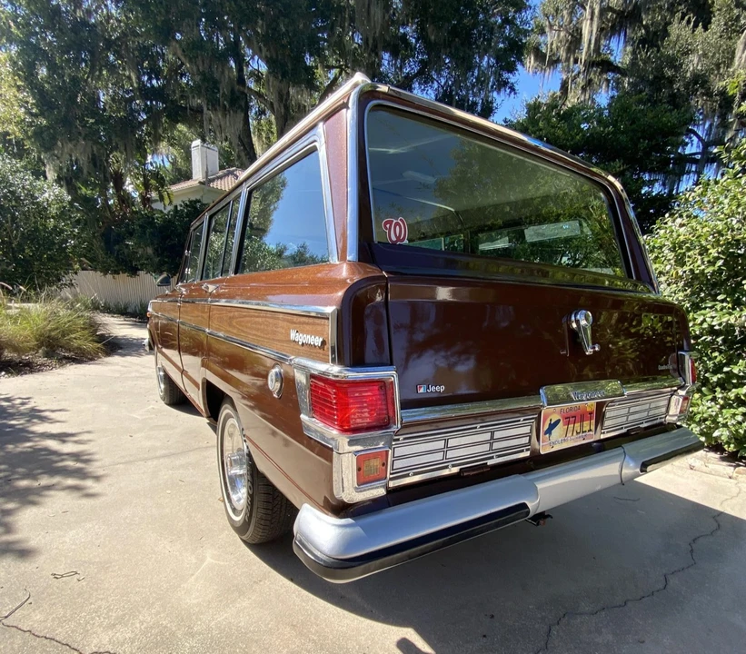 1977 Jeep SJ Wagoneer - Image 13 of 31