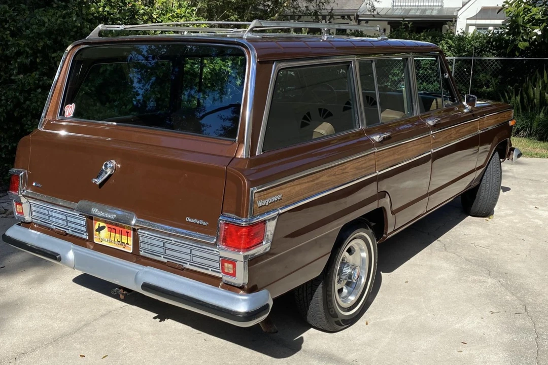 1977 Jeep SJ Wagoneer - Image 9 of 31