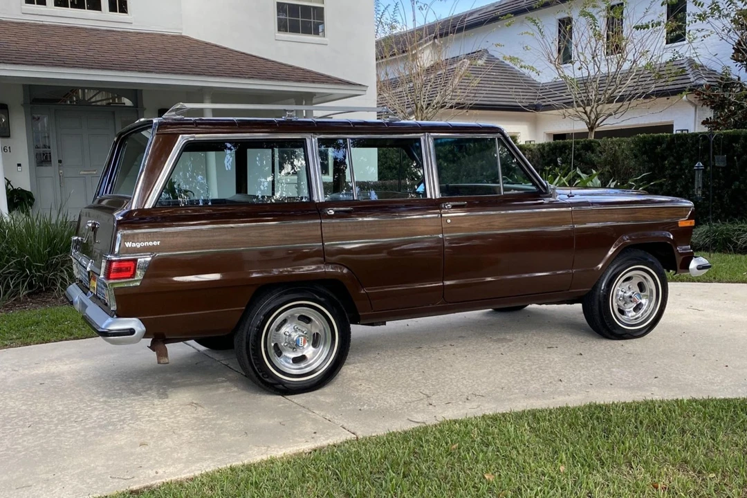 1977 Jeep SJ Wagoneer - Image 6 of 31