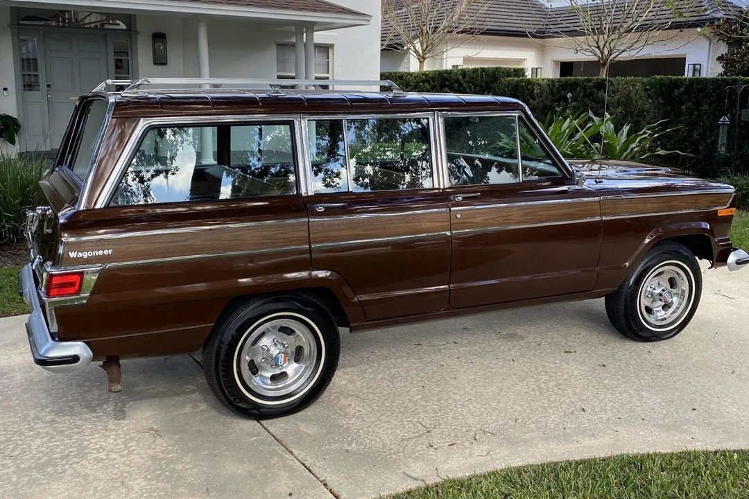 1977 Jeep SJ Wagoneer - Image 7 of 31