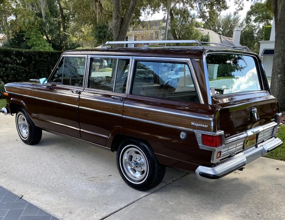 1977 Jeep SJ Wagoneer - Image 15 of 31