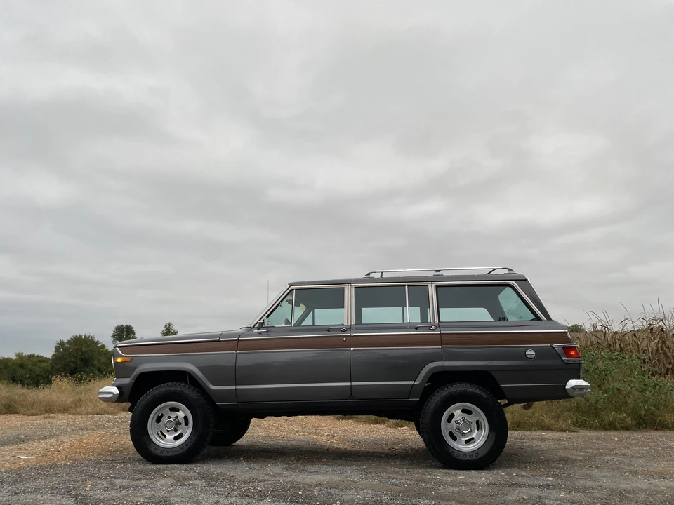 1977 Jeep SJ Wagoneer - Image 6 of 31