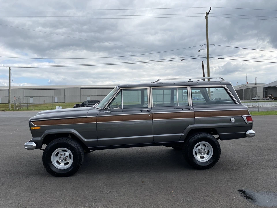 1977 Jeep SJ Wagoneer - Image 24 of 31