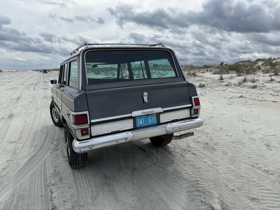 1977 Jeep SJ Wagoneer - Image 20 of 31