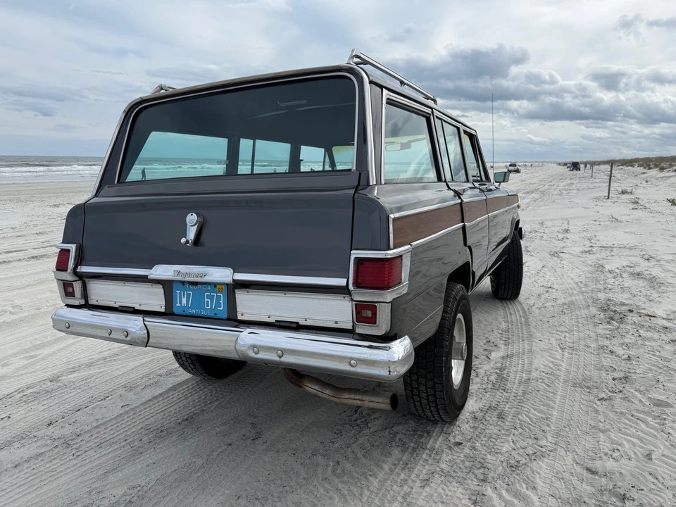 1977 Jeep SJ Wagoneer - Image 18 of 31