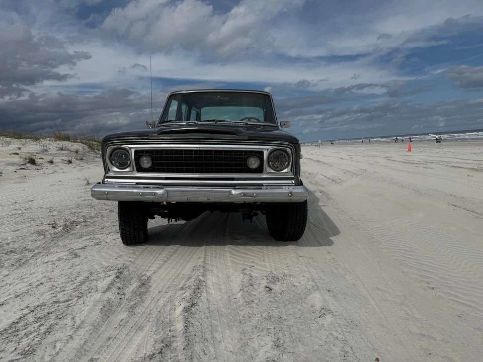 1977 Jeep SJ Wagoneer - Image 6 of 31