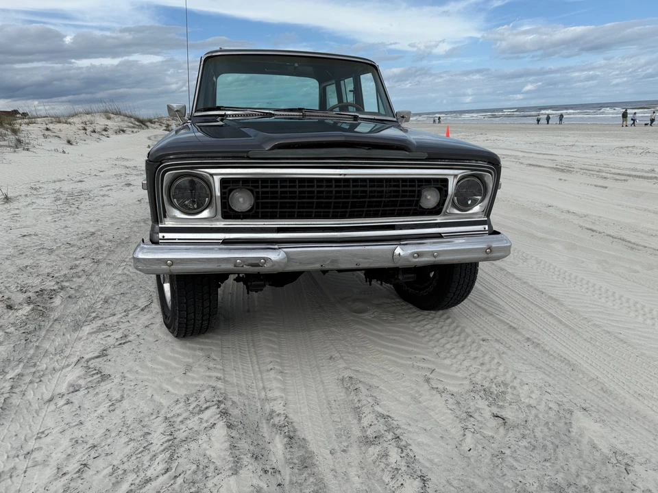 1977 Jeep SJ Wagoneer - Image 8 of 31