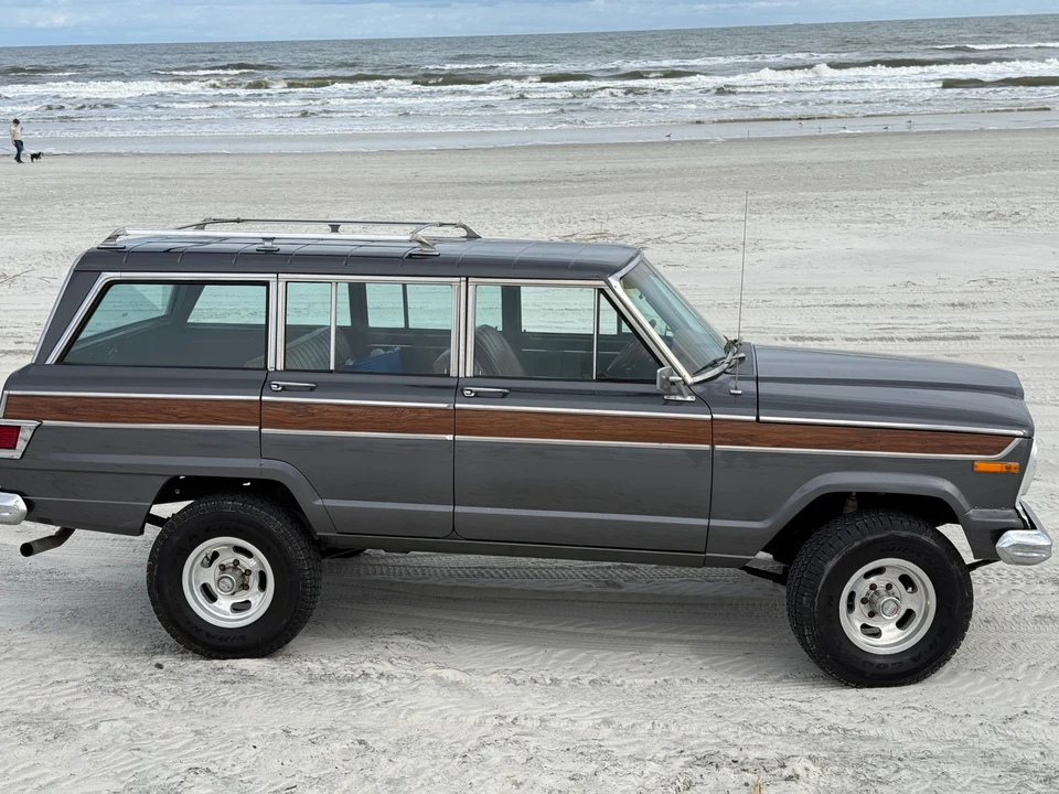 1977 Jeep SJ Wagoneer - Image 13 of 31