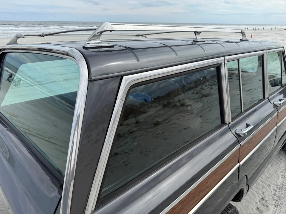 1977 Jeep SJ Wagoneer - Image 26 of 31