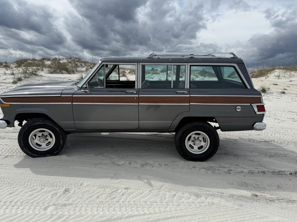 1977 Jeep SJ Wagoneer - Image 23 of 31