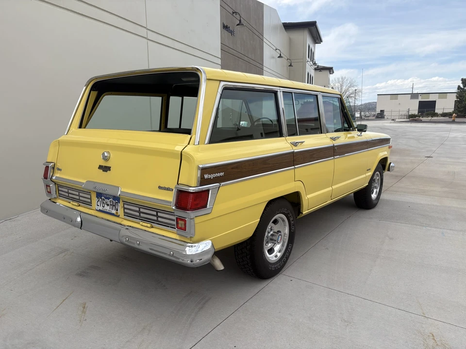 1977 Jeep SJ Wagoneer - Image 12 of 31