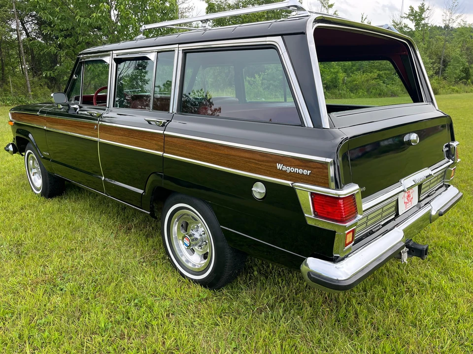 1977 Jeep SJ Wagoneer - Image 10 of 31