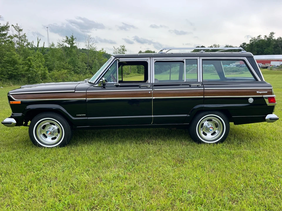 1977 Jeep SJ Wagoneer - Image 11 of 31