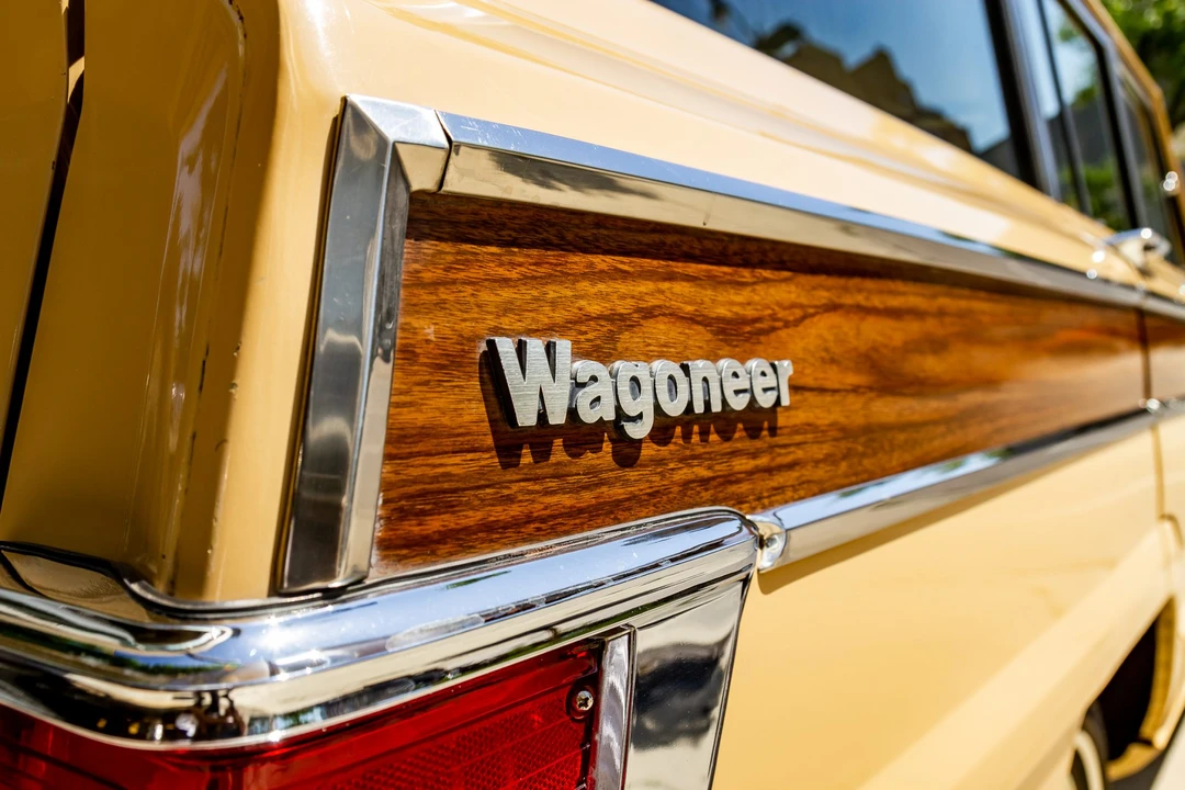 1977 Jeep SJ Wagoneer - Image 18 of 31