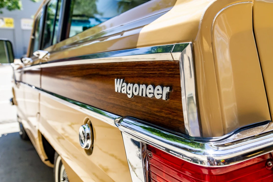 1977 Jeep SJ Wagoneer - Image 17 of 31