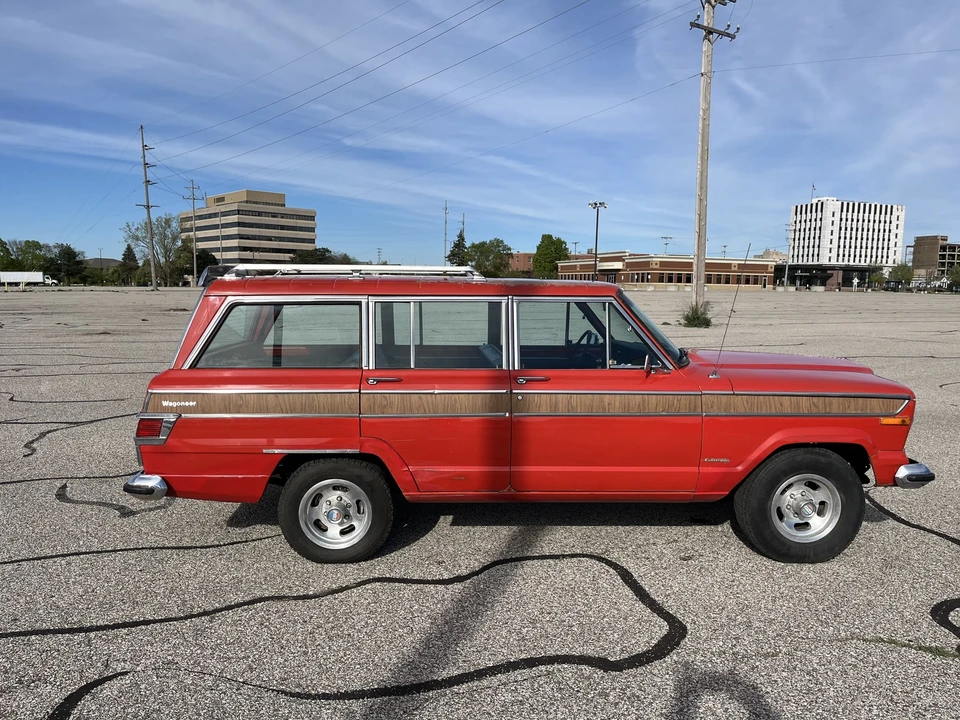 1977 Jeep SJ Wagoneer - Image 19 of 31
