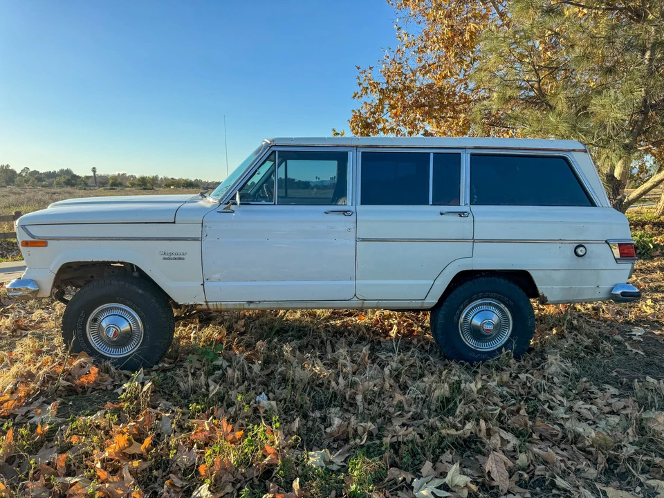 1977 Jeep SJ Wagoneer - Image 8 of 31