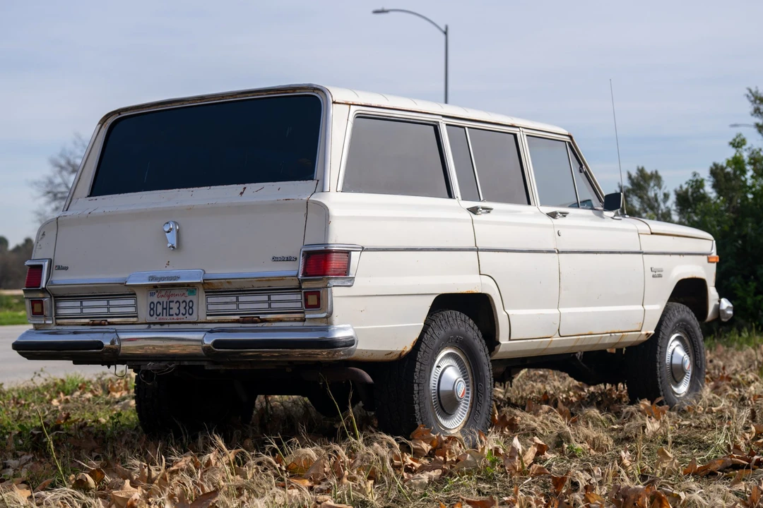 1977 Jeep SJ Wagoneer - Image 12 of 31