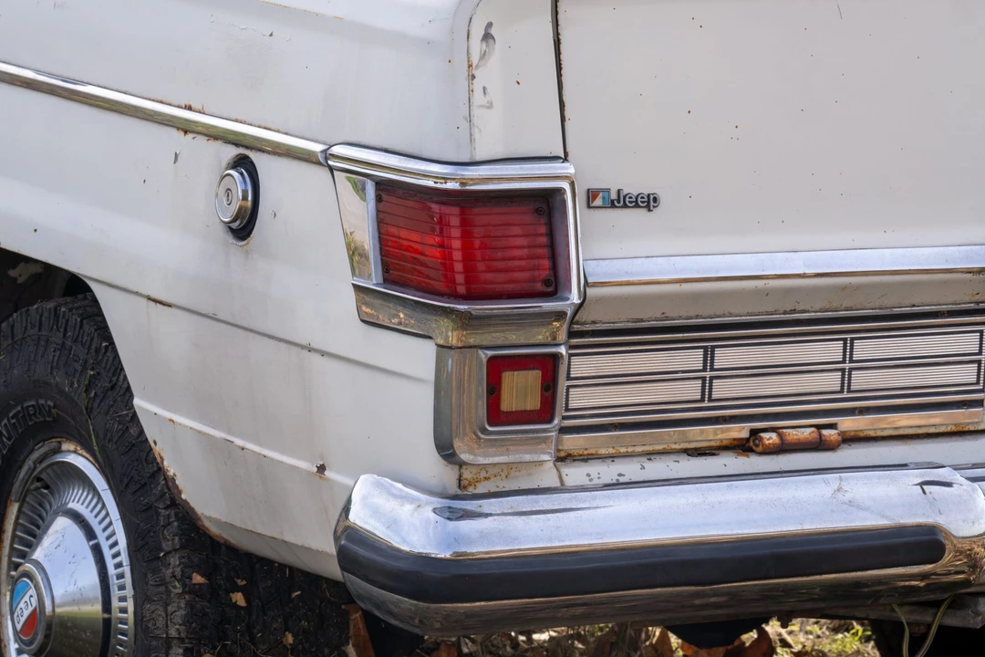 1977 Jeep SJ Wagoneer - Image 30 of 31