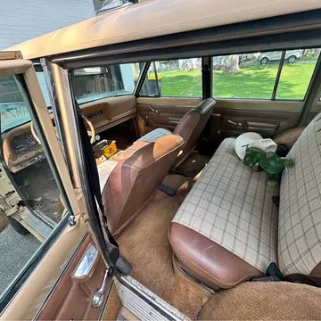 1977 Jeep Wagoneer Sport Utility 4D