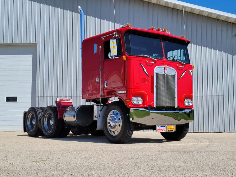 1977 Kenworth - Image 2 of 12