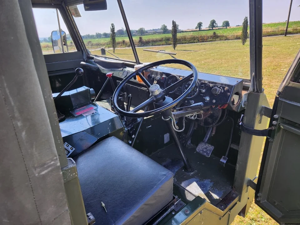 1977 Land Rover Series III 109 - Image 2 of 31