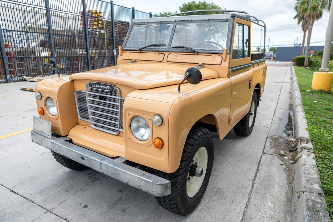 1977 Land Rover Series III 88 - Image 5 of 31