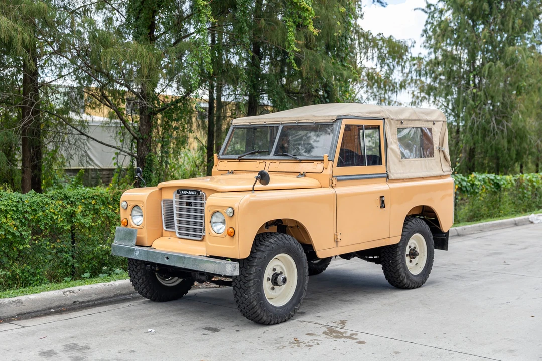 1977 Land Rover Series III 88 - Image 17 of 31