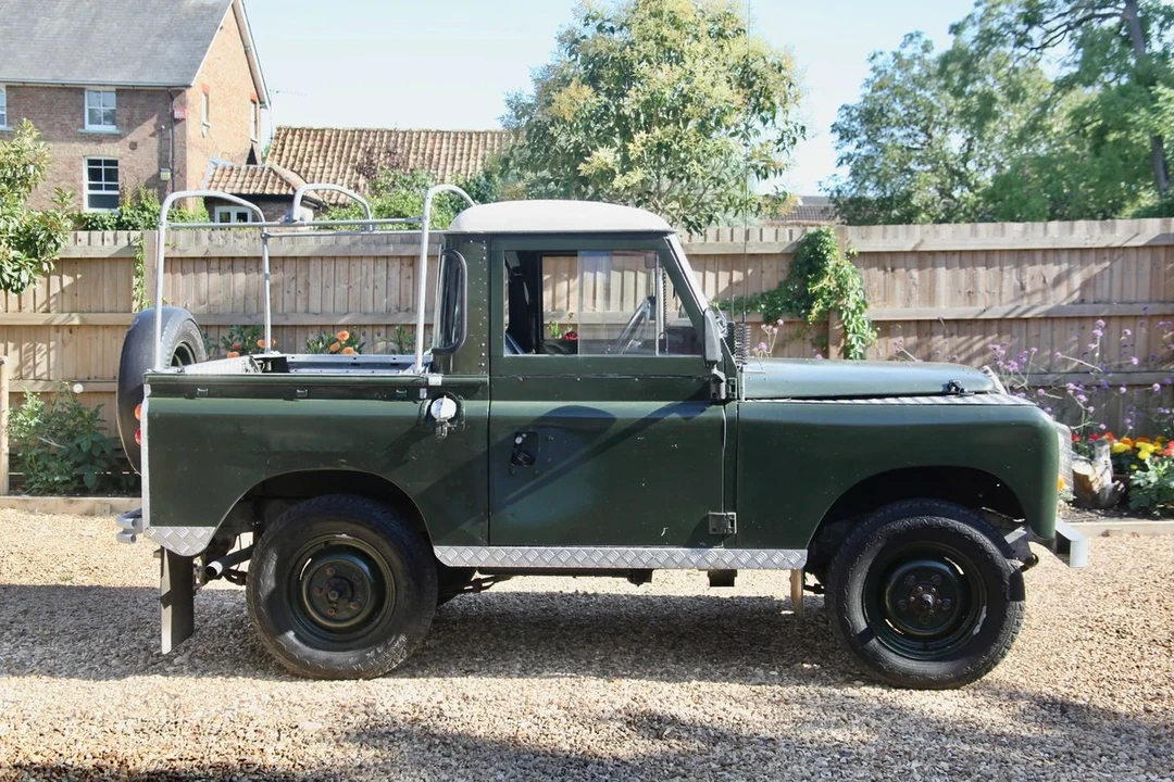 1977 Land Rover Series III 88 - Image 11 of 30