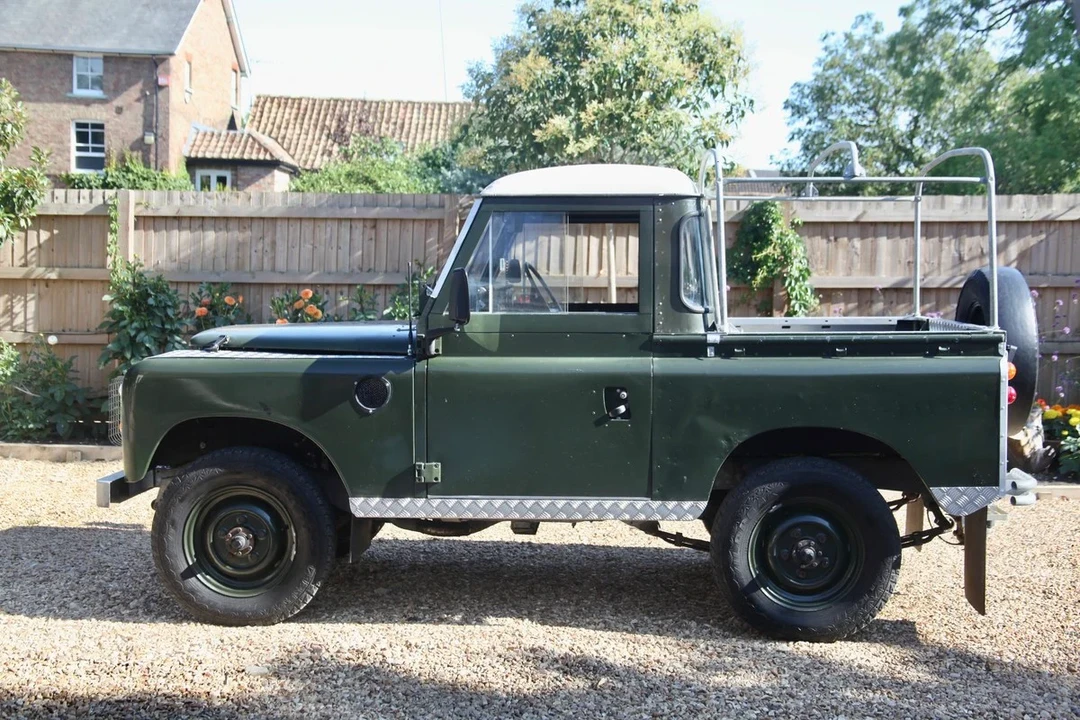 1977 Land Rover Series III 88 - Image 9 of 30