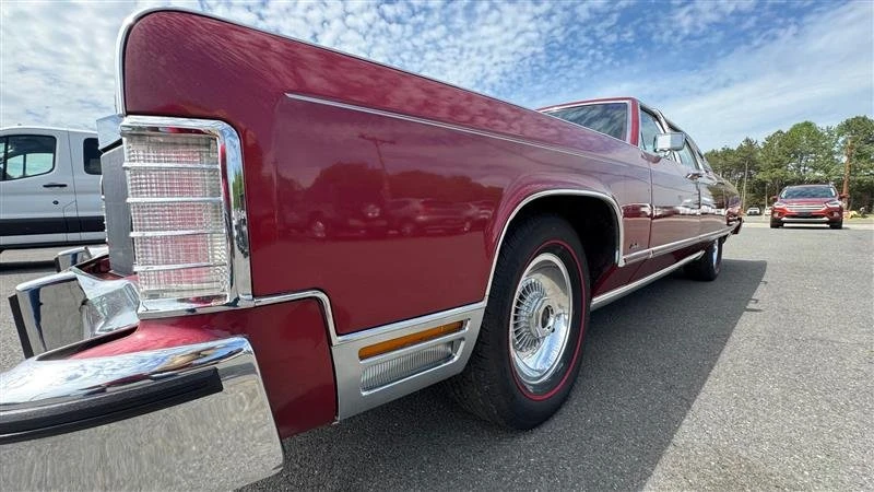 1977 Lincoln Continental 5th Gen - Image 11 of 20