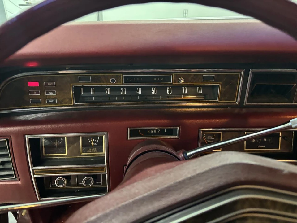 1977 Lincoln Continental 5th Gen - Image 22 of 31