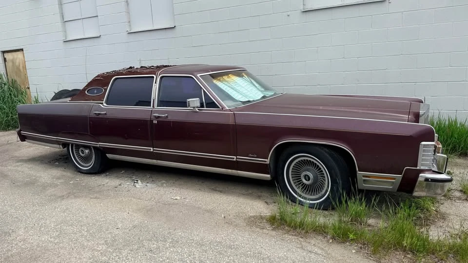 1977 Lincoln Continental 5th Gen - Image 2 of 10