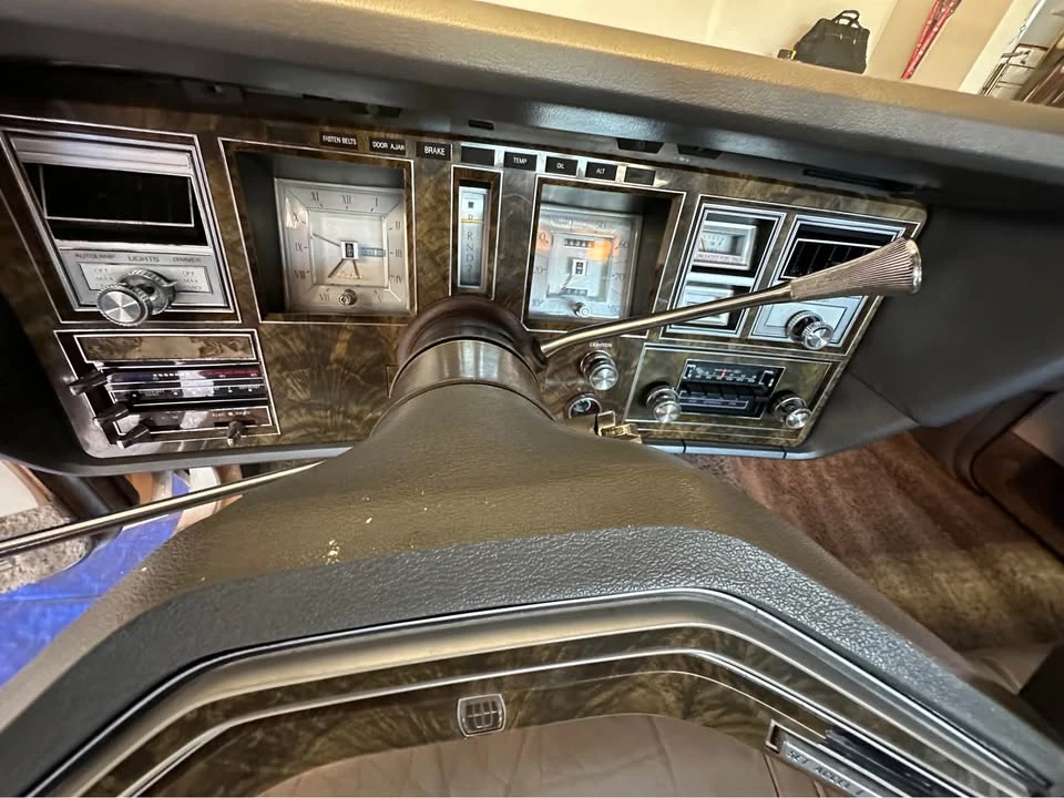 1977 Lincoln Continental 5th Gen - Image 8 of 20