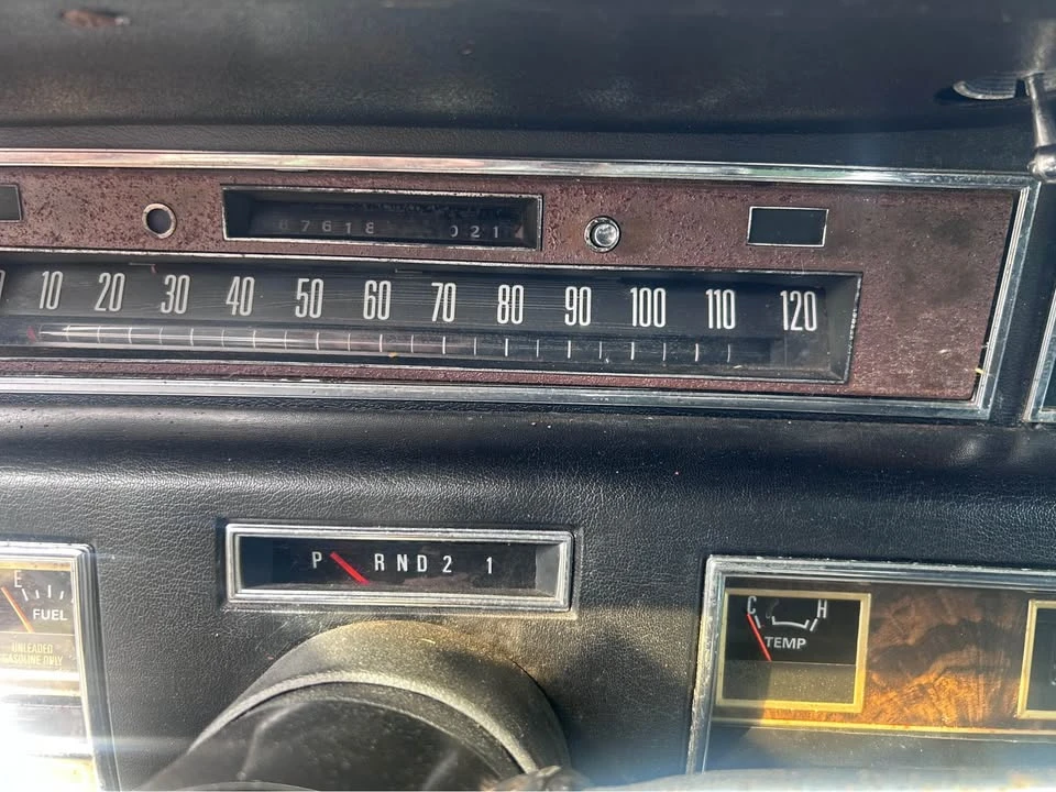 1977 Lincoln Continental 5th Gen - Image 12 of 13