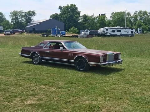 1977 Lincoln Continental 5th Gen - Image 3 of 12